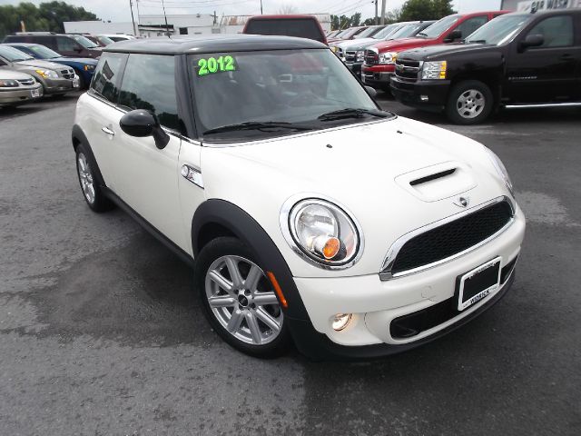 2012 Mini Cooper XR