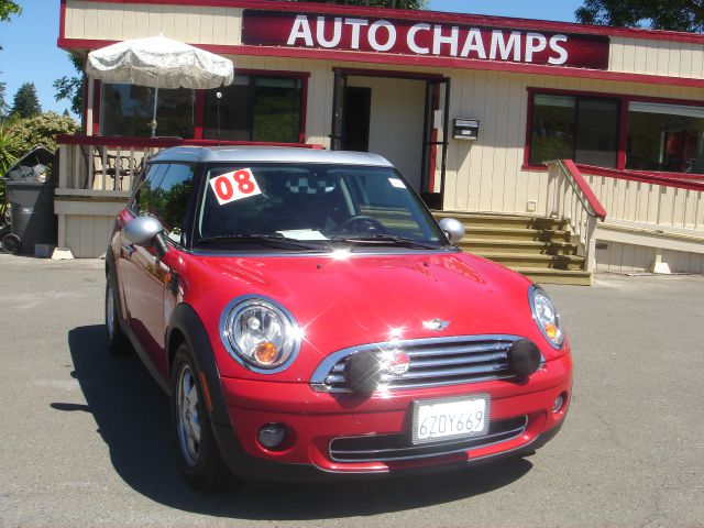 2008 Mini Cooper Clubman Base