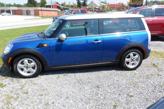 2008 Mini Cooper Clubman Base