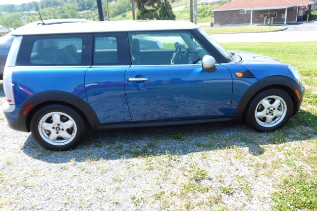 2008 Mini Cooper Clubman Base