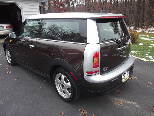 2009 Mini Cooper Clubman Auto, Leather, SR