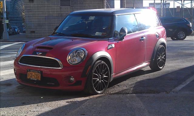 2009 Mini Cooper Clubman SRT8 Sport Utility 4D