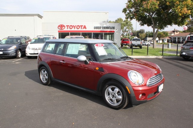 2010 Mini Cooper Clubman Base