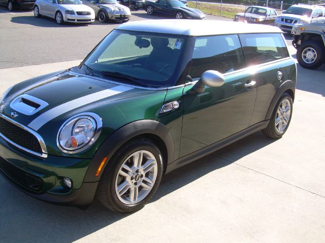 2011 Mini Cooper Clubman XR