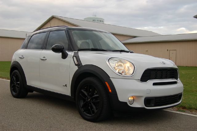 2011 Mini Cooper Countryman 2dr HB Auto PZEV