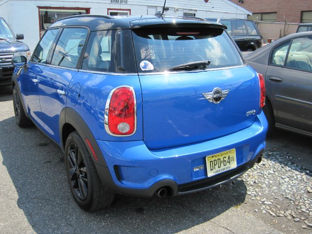 2012 Mini Cooper Countryman 2dr HB Auto PZEV