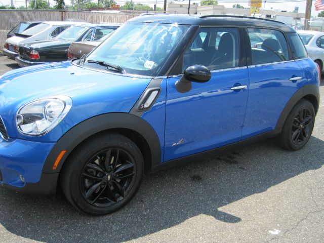 2012 Mini Cooper Countryman 2dr HB Auto PZEV