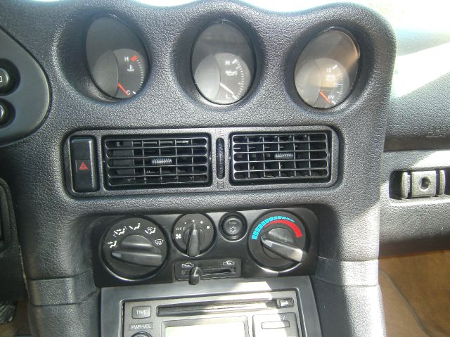 1999 Mitsubishi 3000GT Base