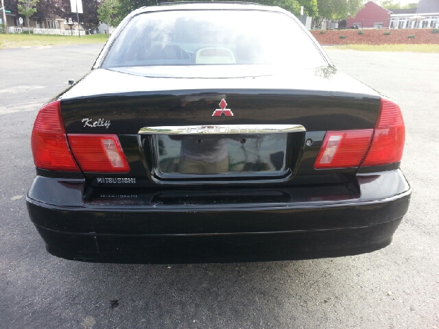 1999 Mitsubishi Diamante Base