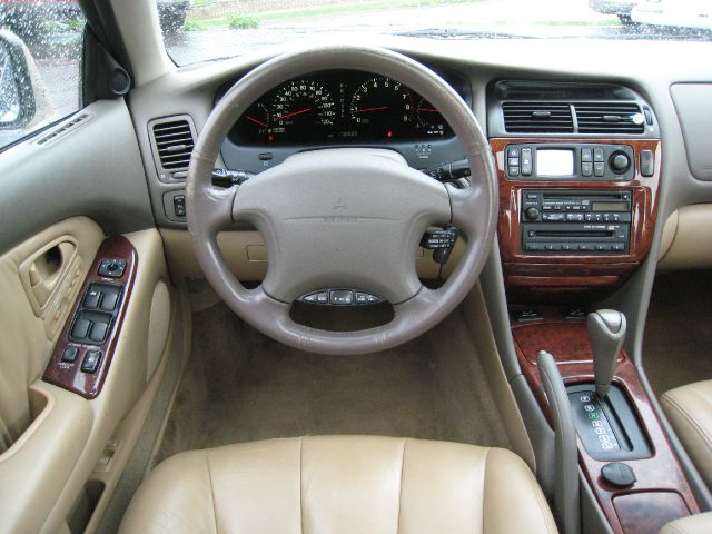 2000 Mitsubishi Diamante Touring W/nav.sys