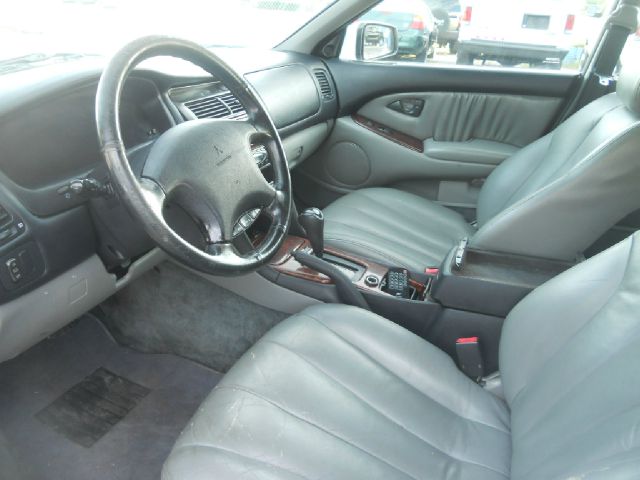 2002 Mitsubishi Diamante Touring W/nav.sys