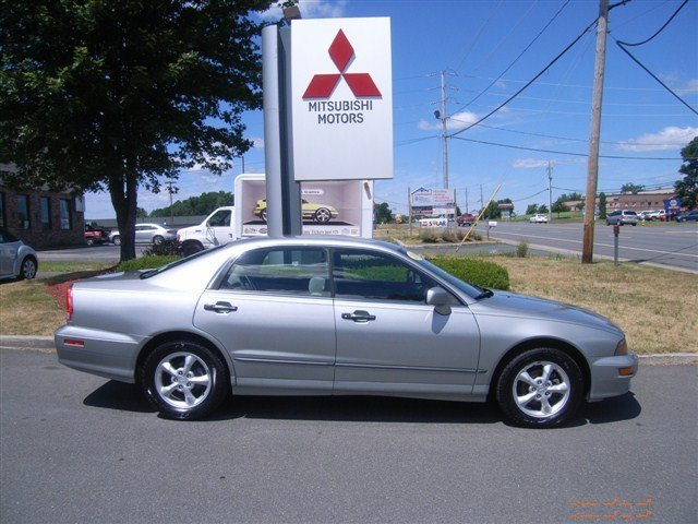 2002 Mitsubishi Diamante LW2