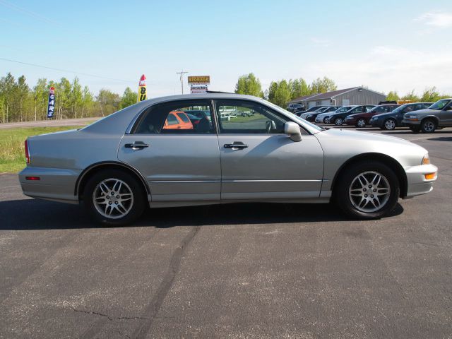 2002 Mitsubishi Diamante SE 2.0T Quattro 6-speed