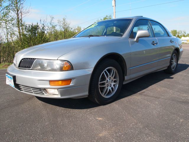 2002 Mitsubishi Diamante SE 2.0T Quattro 6-speed