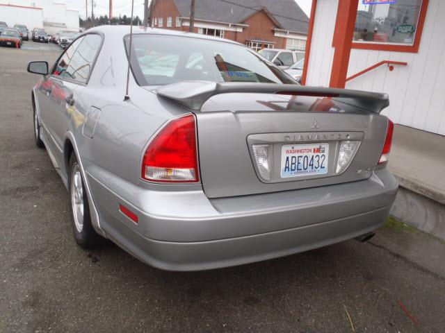 2003 Mitsubishi Diamante LE