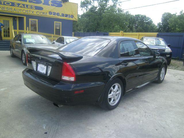 2003 Mitsubishi Diamante LE