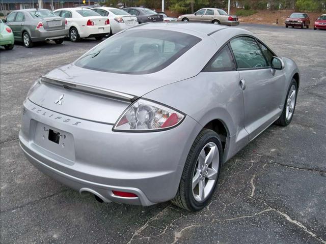 2009 Mitsubishi Eclipse XLS