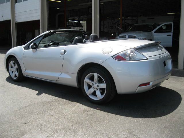 2007 Mitsubishi Eclipse Spyder Base LS LT 4WD