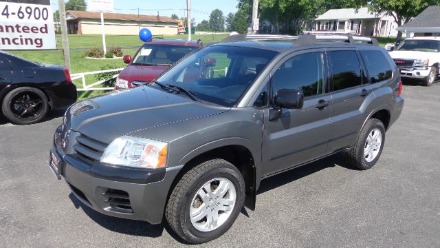 2004 Mitsubishi Endeavor 1.8T Quattro Sedan 4D