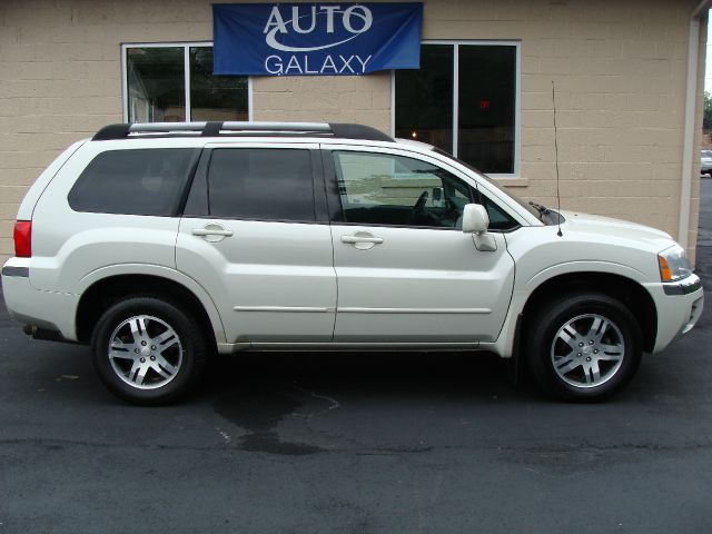 2004 Mitsubishi Endeavor 4DR 4WD BASE AT