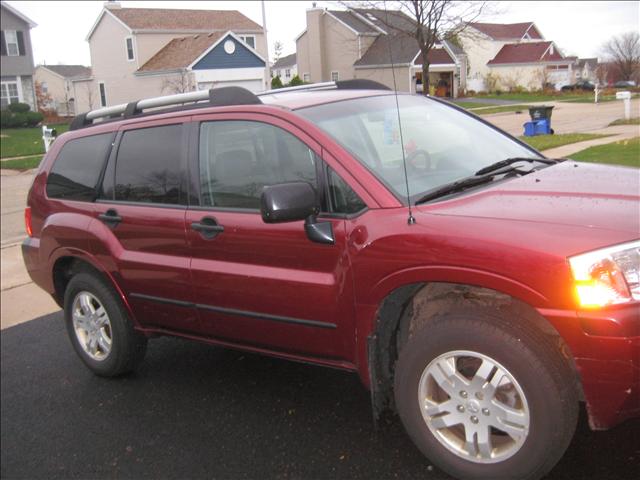 2004 Mitsubishi Endeavor Touring W/nav.sys