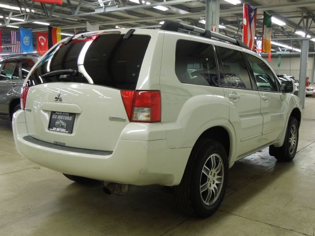 2004 Mitsubishi Endeavor Power LIFT GATE