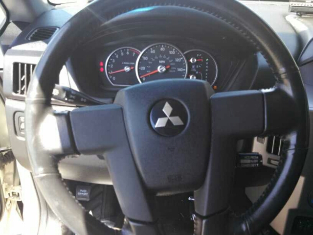 2005 Mitsubishi Endeavor SLT 25