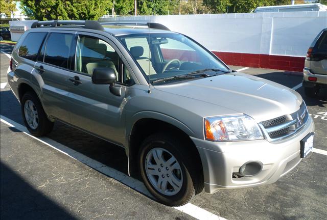 2007 Mitsubishi Endeavor Touring W/nav.sys