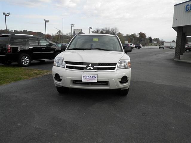 2008 Mitsubishi Endeavor Touring W/nav.sys