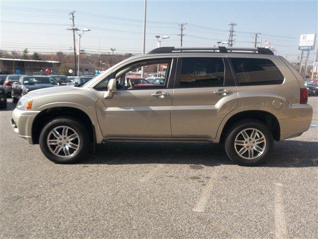 2008 Mitsubishi Endeavor 4dr Sdn I4 Auto GLS Sedan