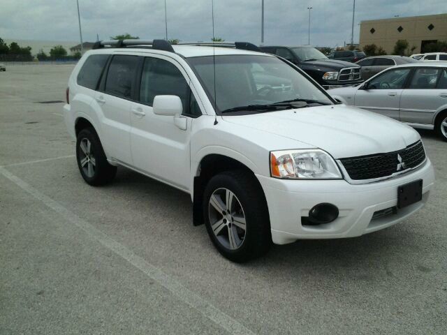 2010 Mitsubishi Endeavor EX-L W/navi