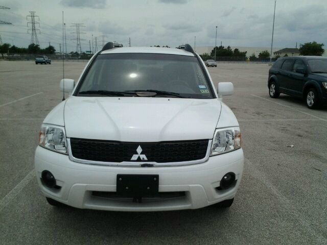 2010 Mitsubishi Endeavor EX-L W/navi