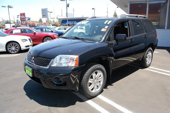 2011 Mitsubishi Endeavor 1.8T Quattro Sedan 4D