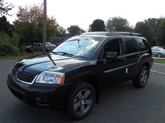 2011 Mitsubishi Endeavor SE