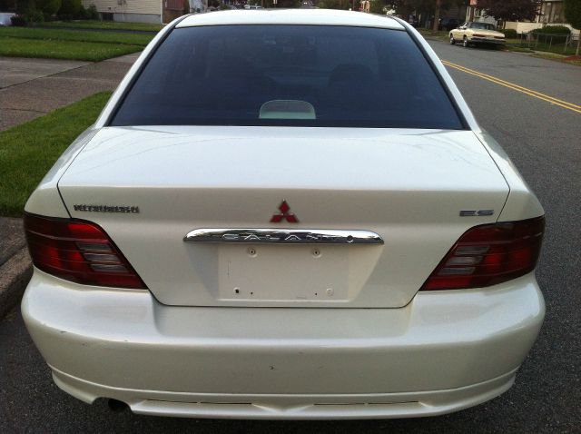 2001 Mitsubishi Galant LW2