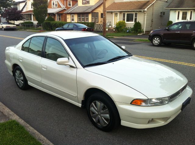 2001 Mitsubishi Galant LW2