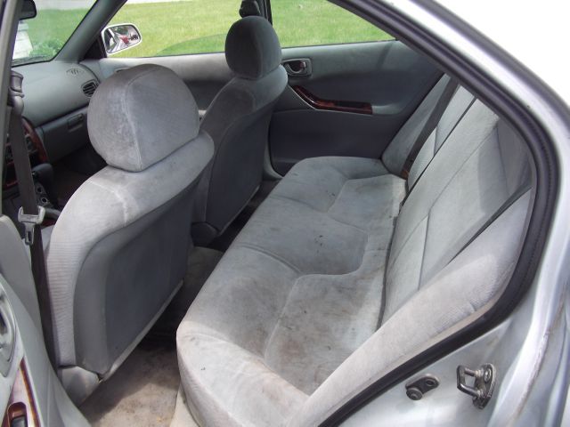 2001 Mitsubishi Galant LW2