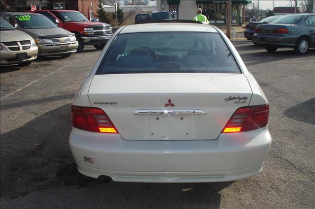 2001 Mitsubishi Galant LW2