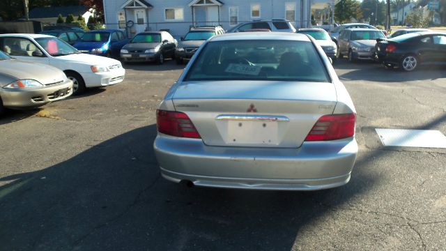 2001 Mitsubishi Galant LW2