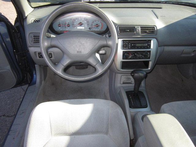 2002 Mitsubishi Galant LW2