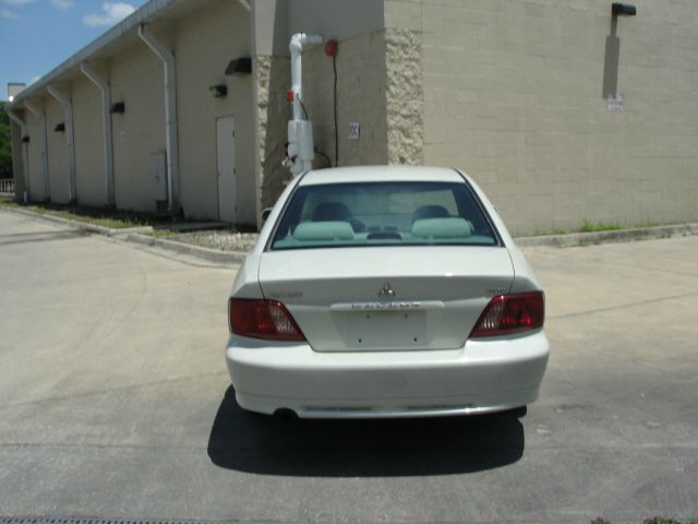 2002 Mitsubishi Galant LW2