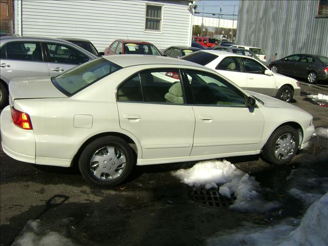 2002 Mitsubishi Galant LW2