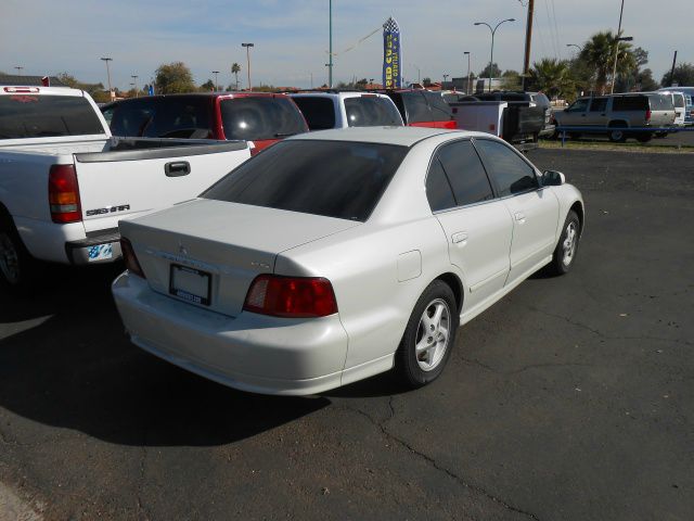 2003 Mitsubishi Galant LW2