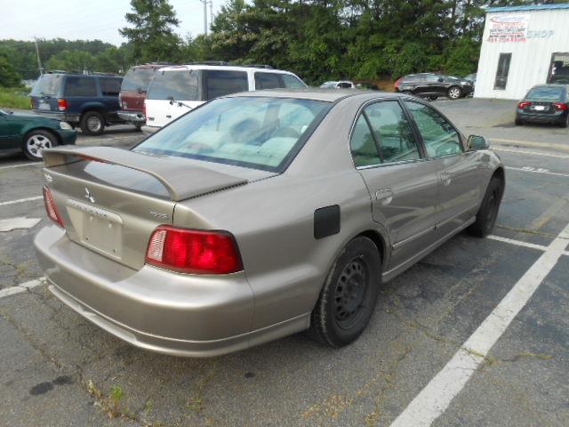 2003 Mitsubishi Galant 4 Dr 3.5 Sedan