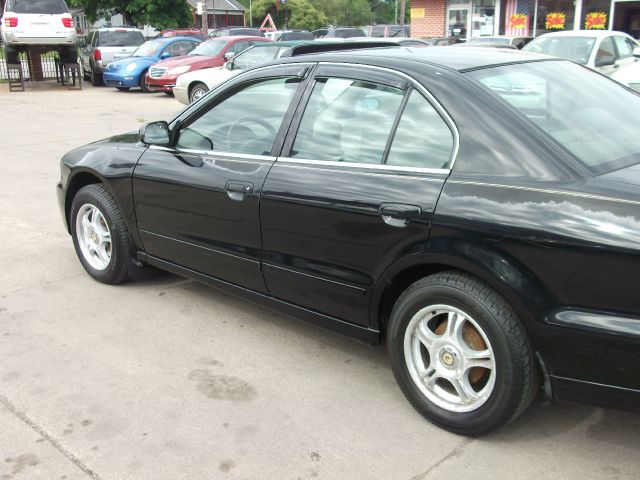 2003 Mitsubishi Galant LW2