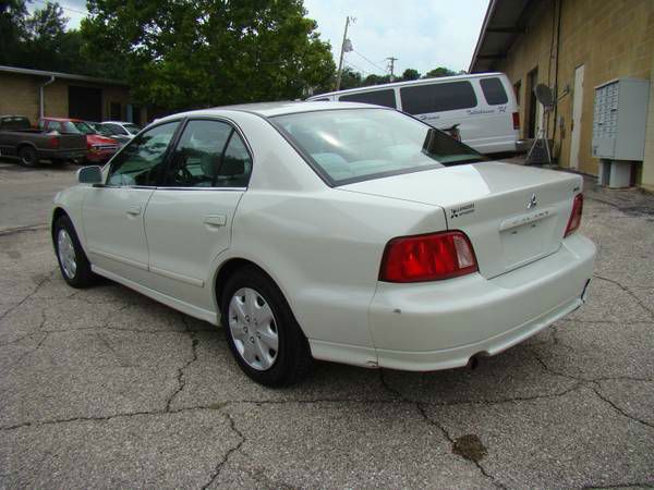 2003 Mitsubishi Galant LW2