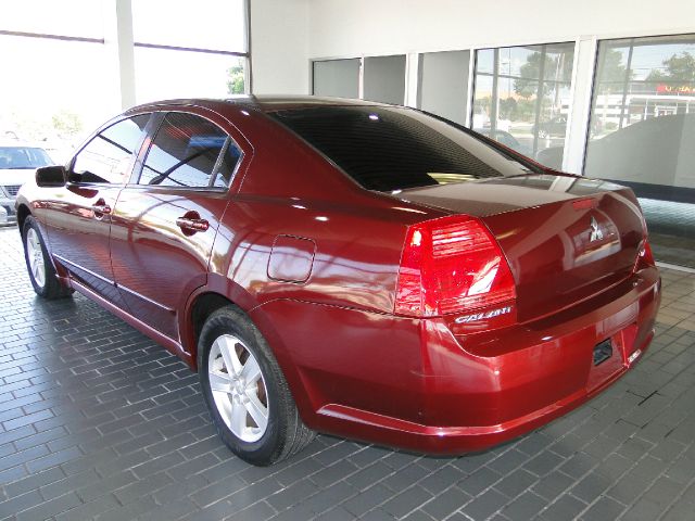 2004 Mitsubishi Galant LW2