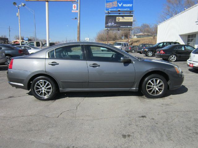 2004 Mitsubishi Galant LW2