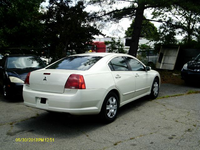 2004 Mitsubishi Galant LW2