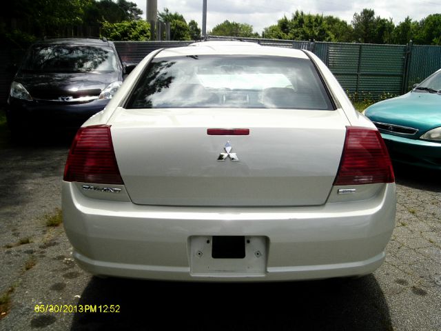 2004 Mitsubishi Galant LW2